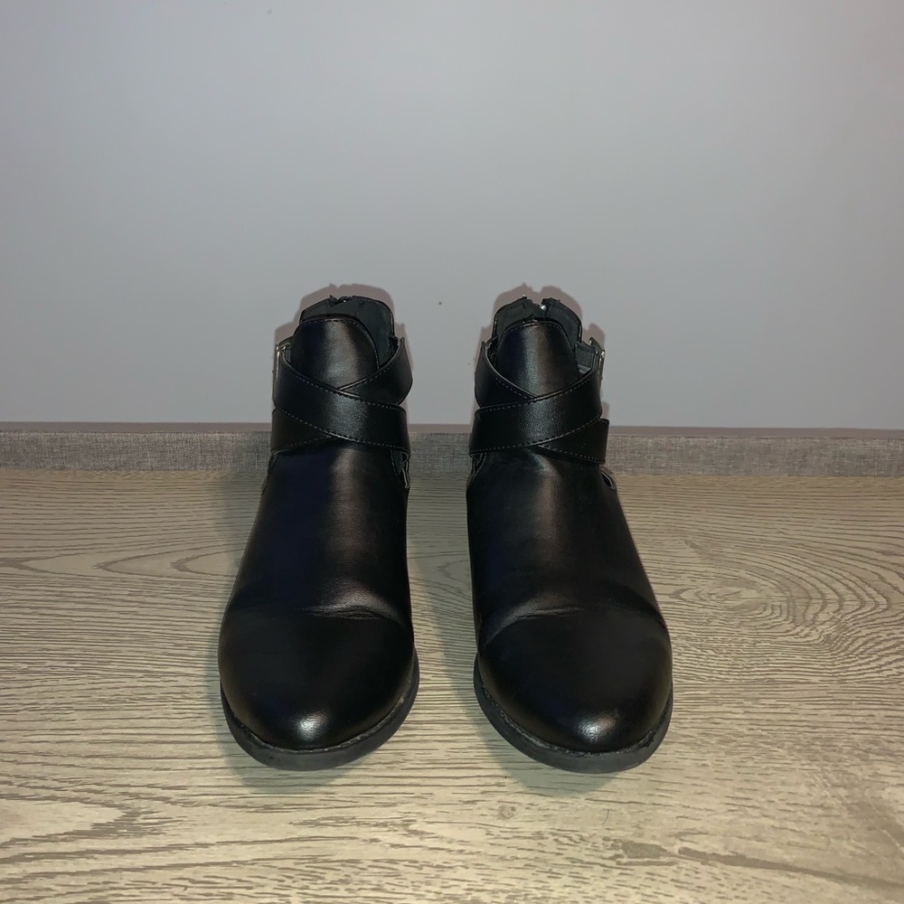 Cut out black ankle booties